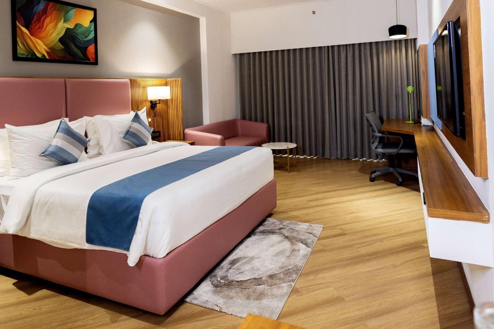Ramada Encore By Wyndham Viramgam Bagian luar foto