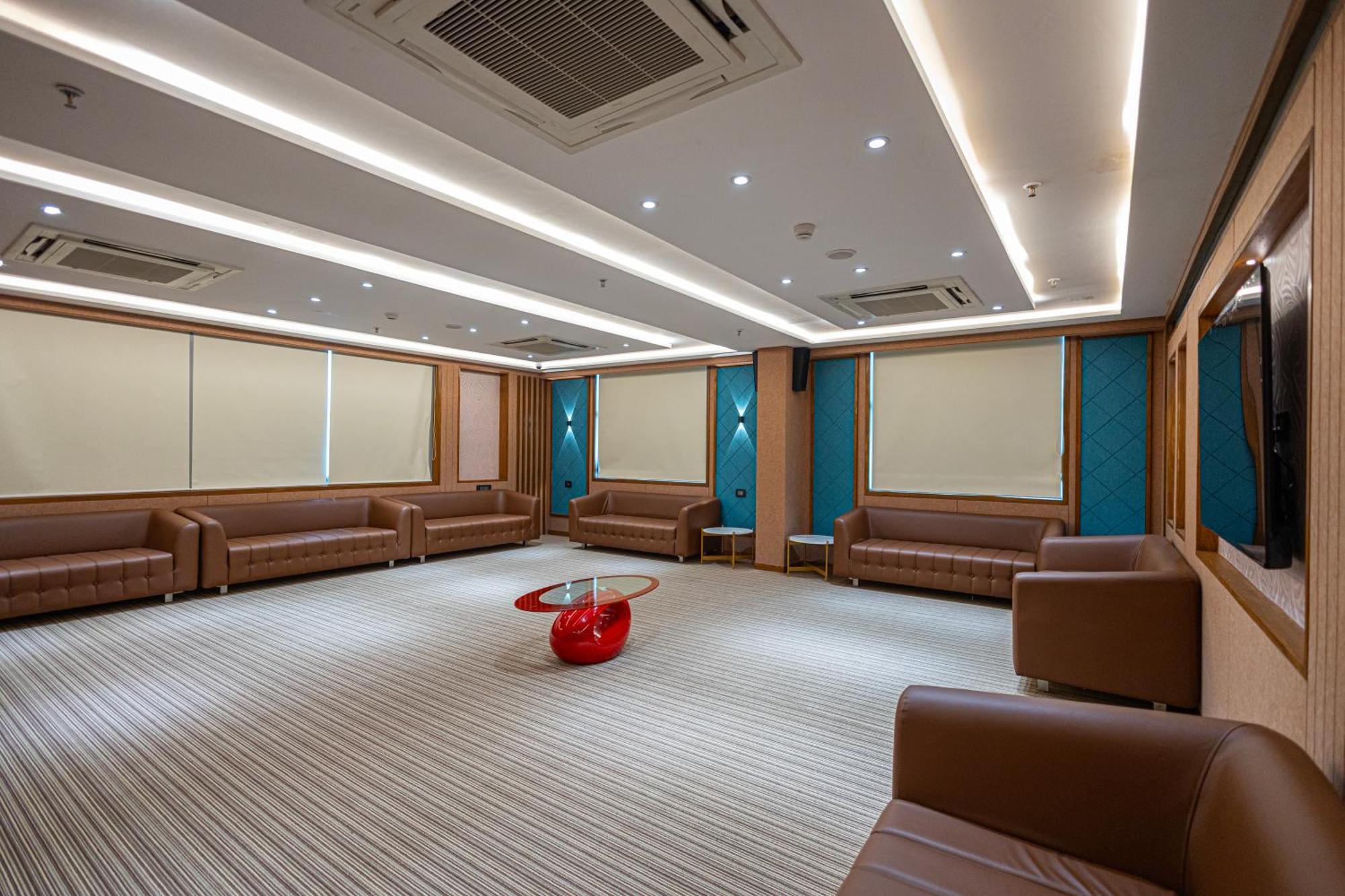 Ramada Encore By Wyndham Viramgam Bagian luar foto
