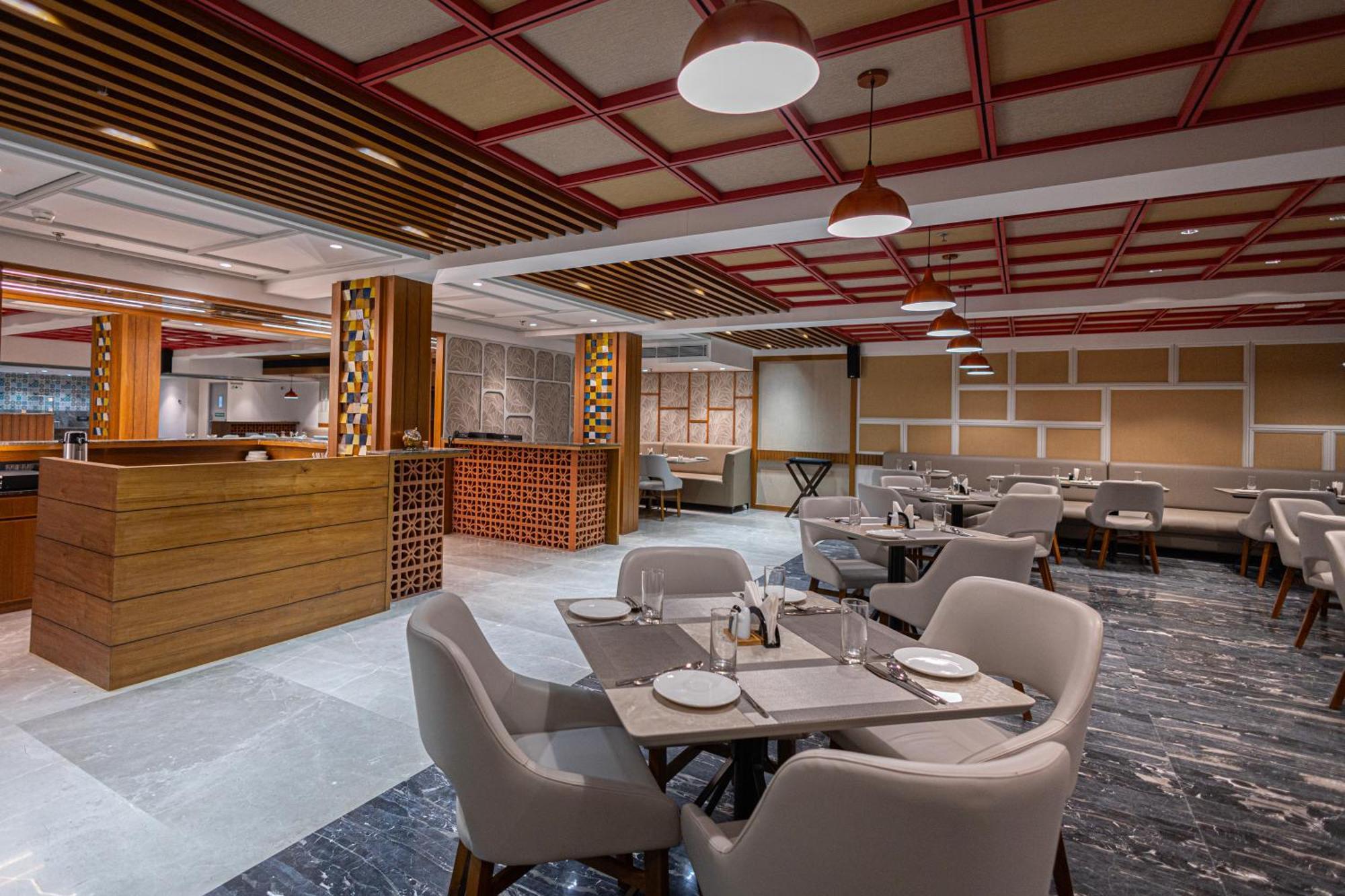Ramada Encore By Wyndham Viramgam Bagian luar foto