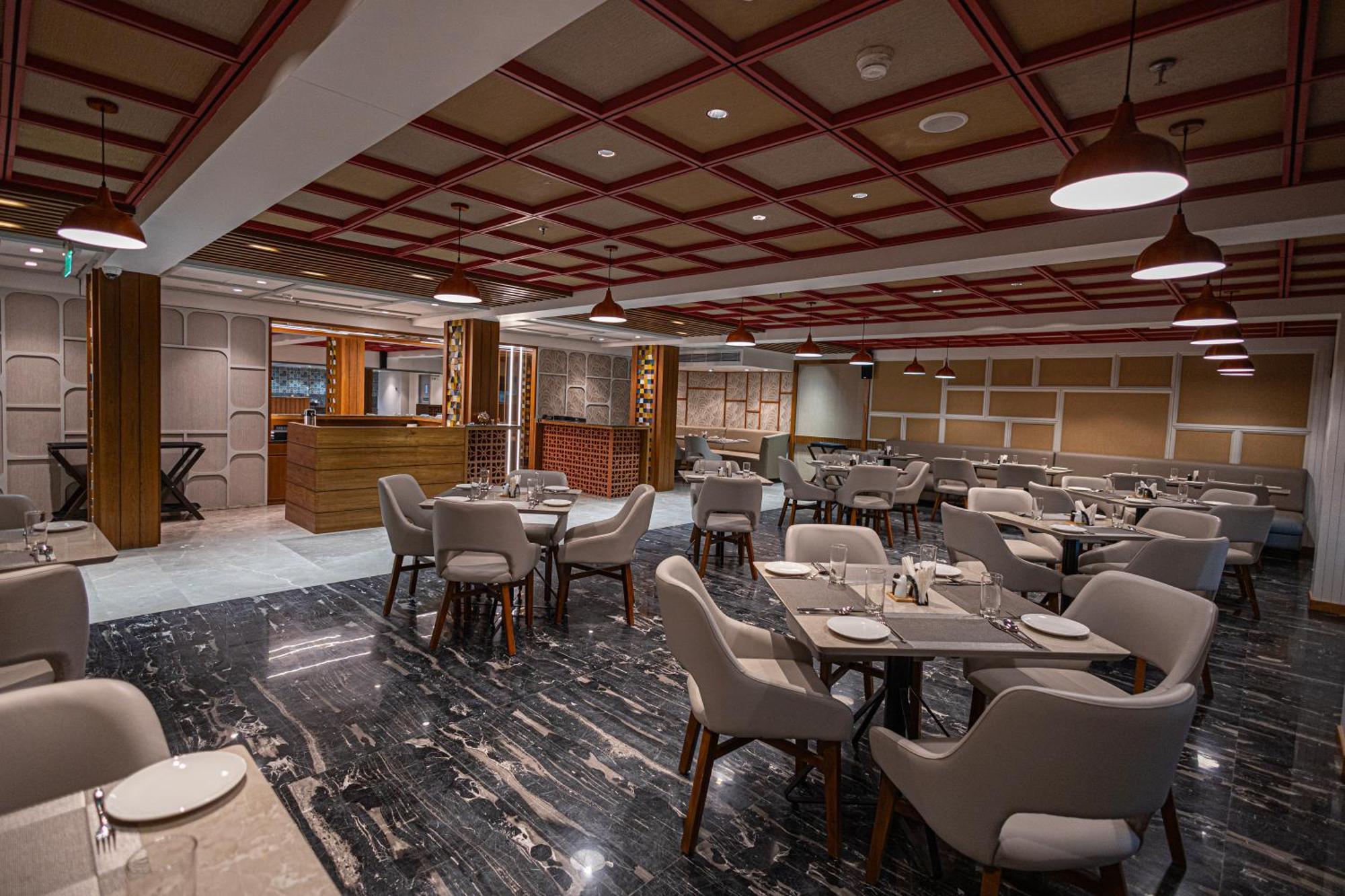 Ramada Encore By Wyndham Viramgam Bagian luar foto