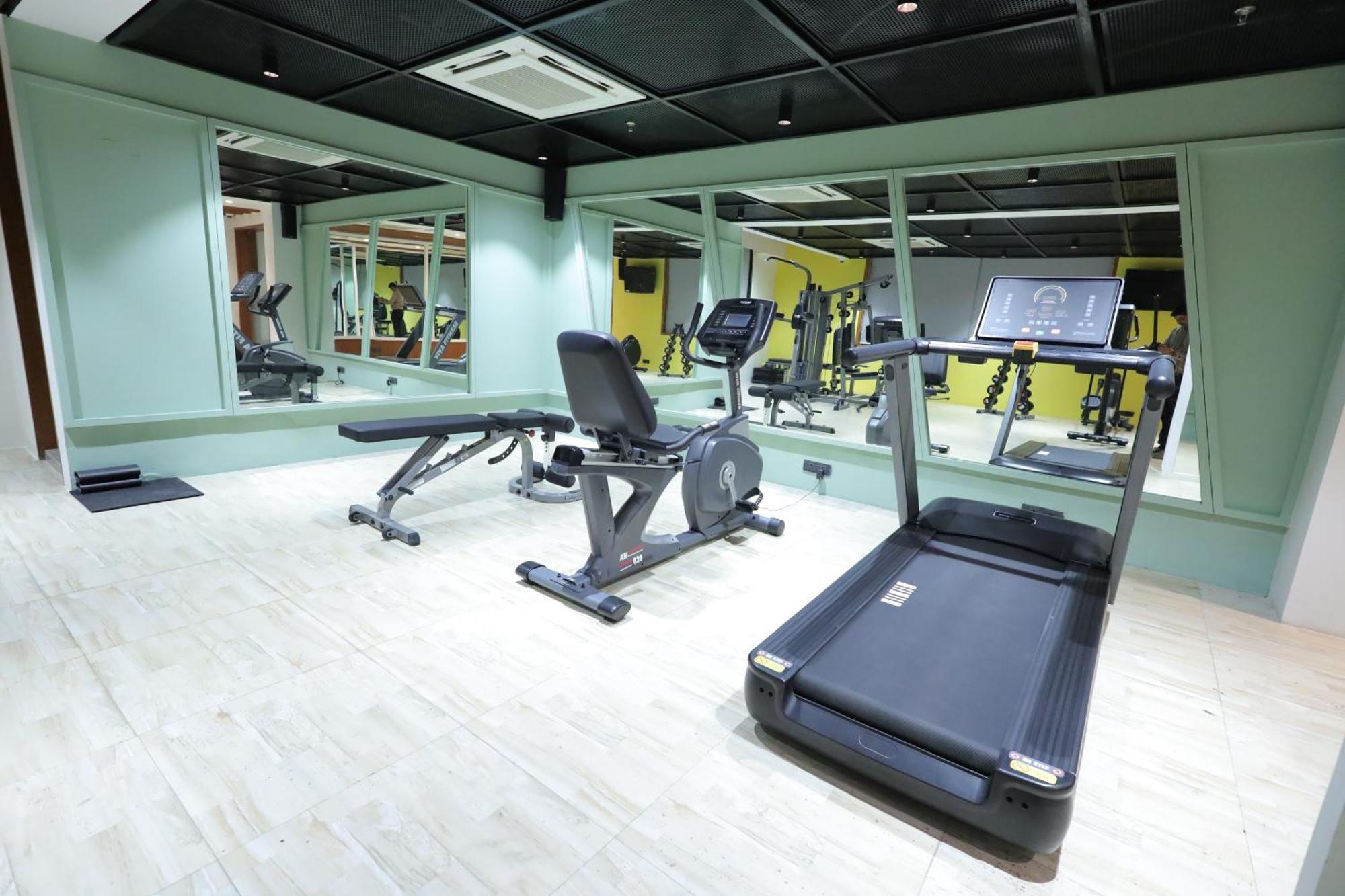 Ramada Encore By Wyndham Viramgam Bagian luar foto