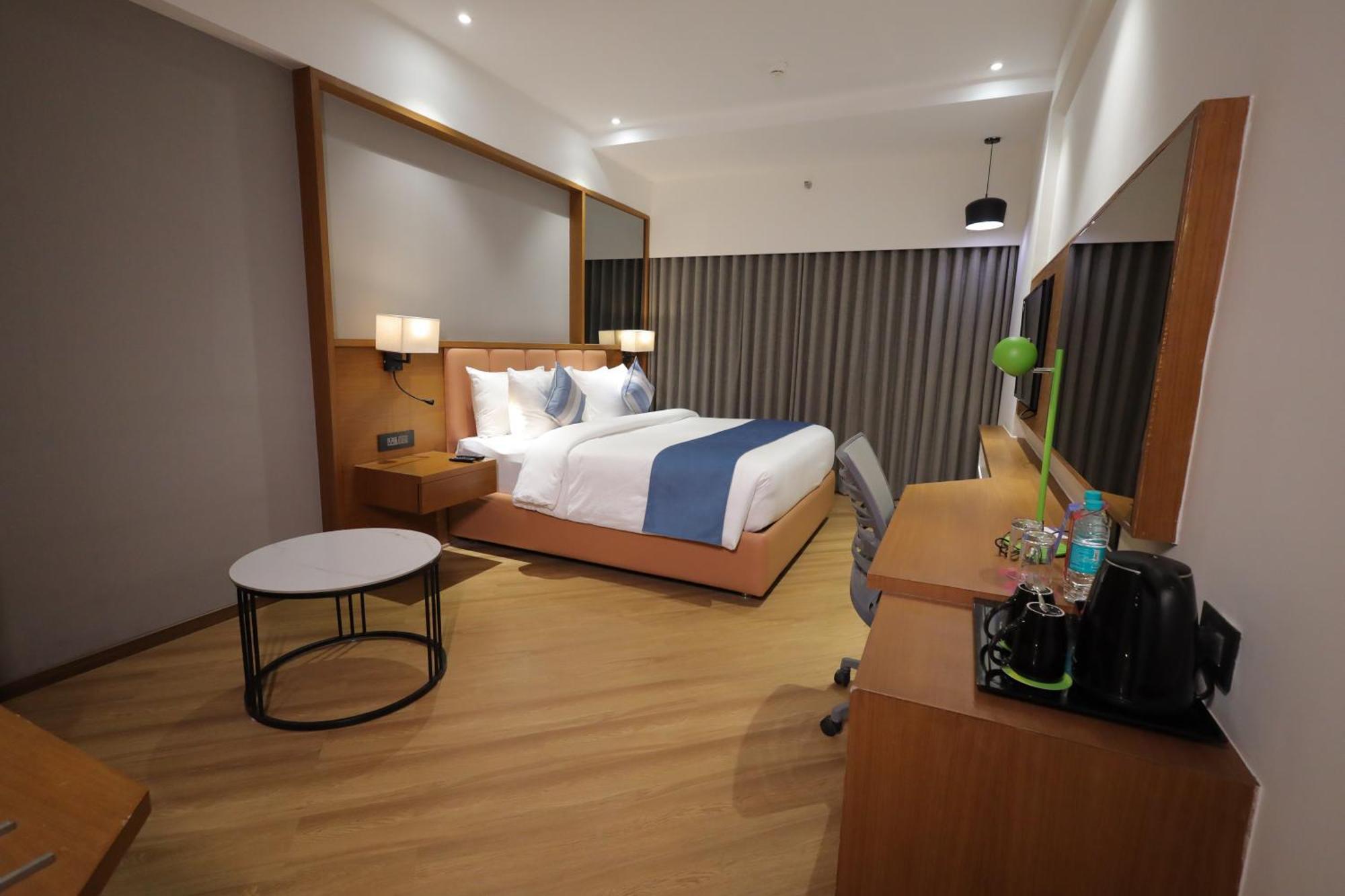 Ramada Encore By Wyndham Viramgam Bagian luar foto