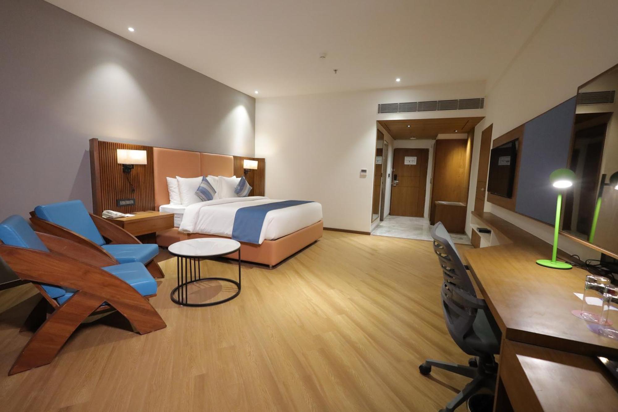 Ramada Encore By Wyndham Viramgam Bagian luar foto